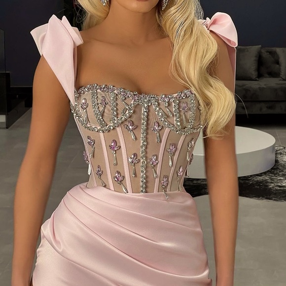 Dona Matoshi Pink Gown size 6 - Picture 2 of 4